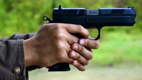 捷克射击选手连夺两金，实力强劲！
