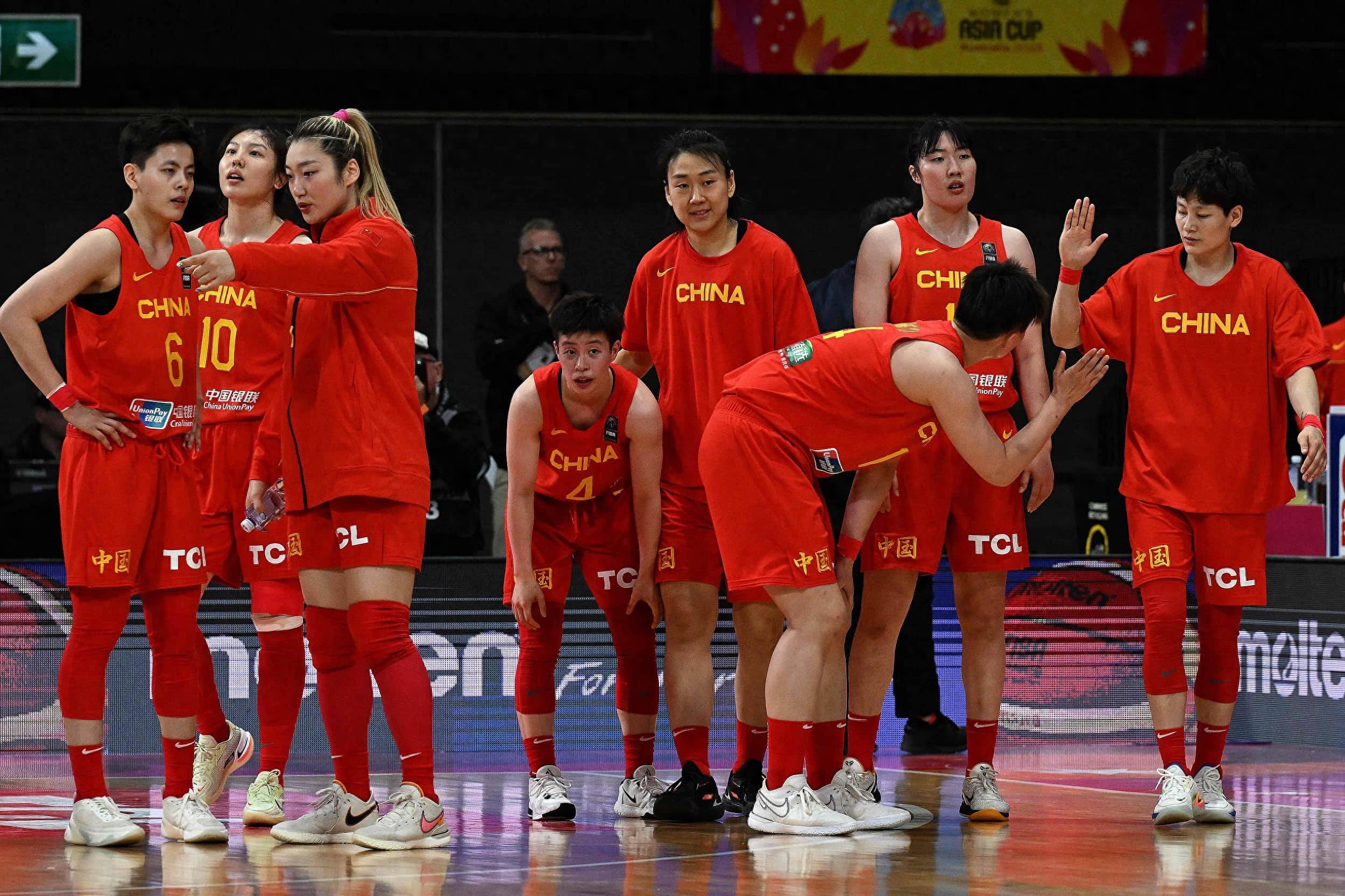 东京奥运女篮比赛激烈，球队实力均衡
