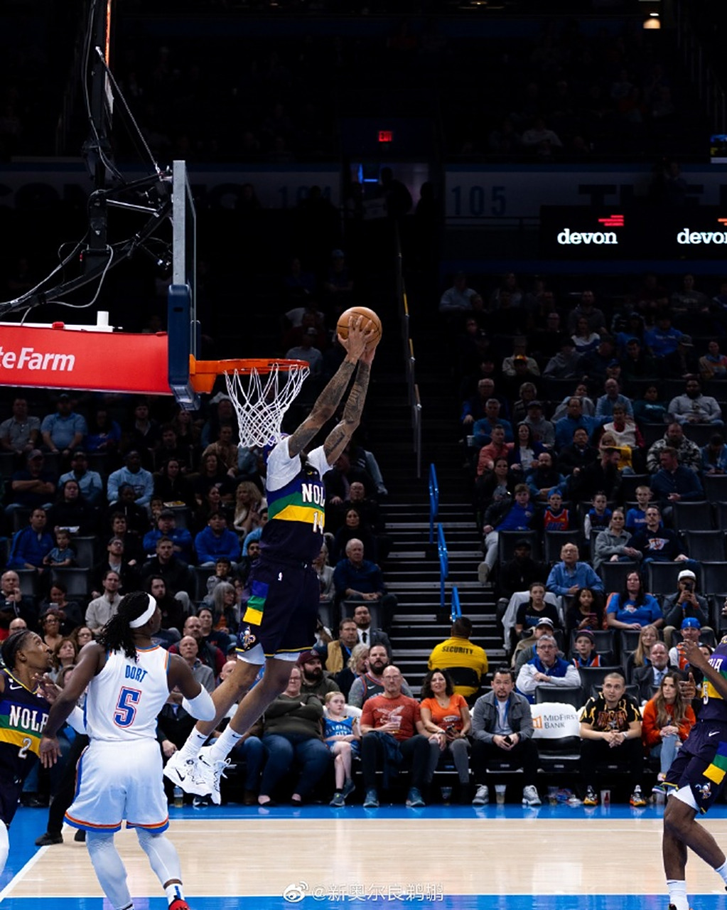 鹈鹕力克魔术,英格拉姆砍下22分 鹈鹕力克魔术,英格拉姆砍下22分