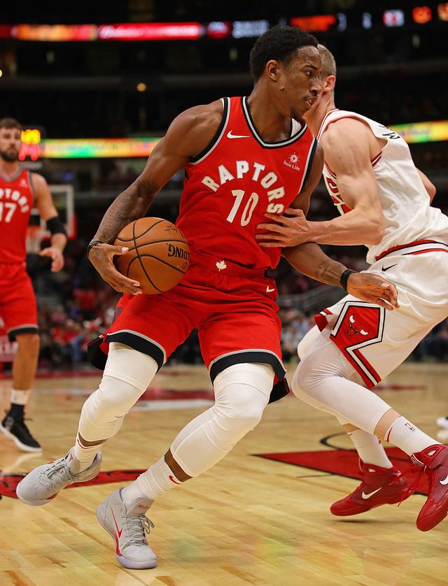 猛龙绝杀雄鹿,豪取四连胜 猛龙绝杀雄鹿,豪取四连胜