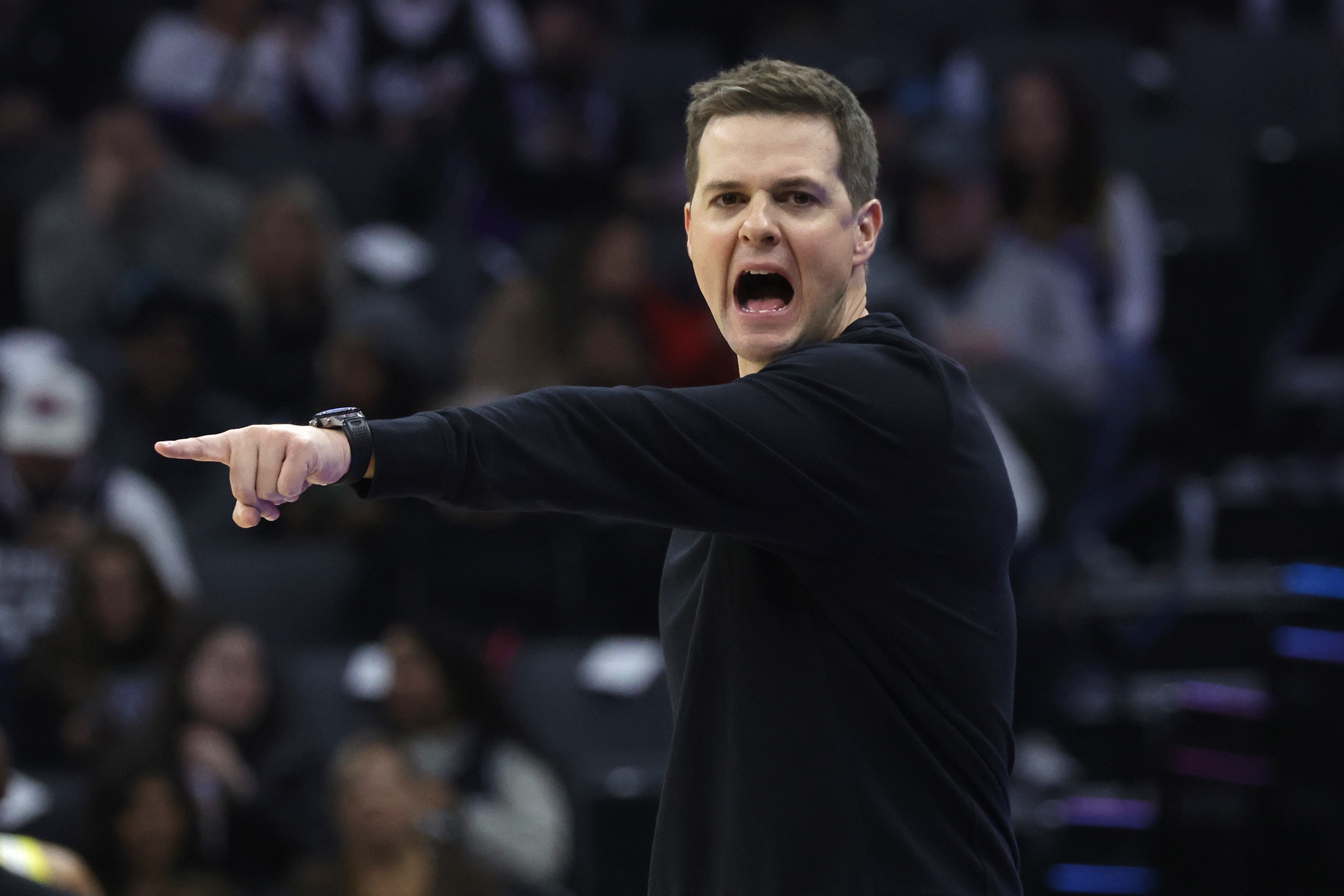 爵士不敌开拓者,遭遇两连败 爵士不敌开拓者,遭遇两连败